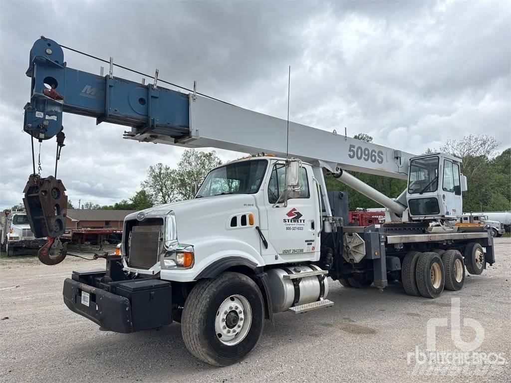 Sterling L9500 크레인 트럭