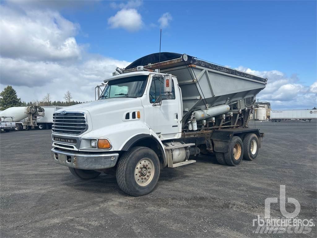 Sterling LT8500 덤프 트럭