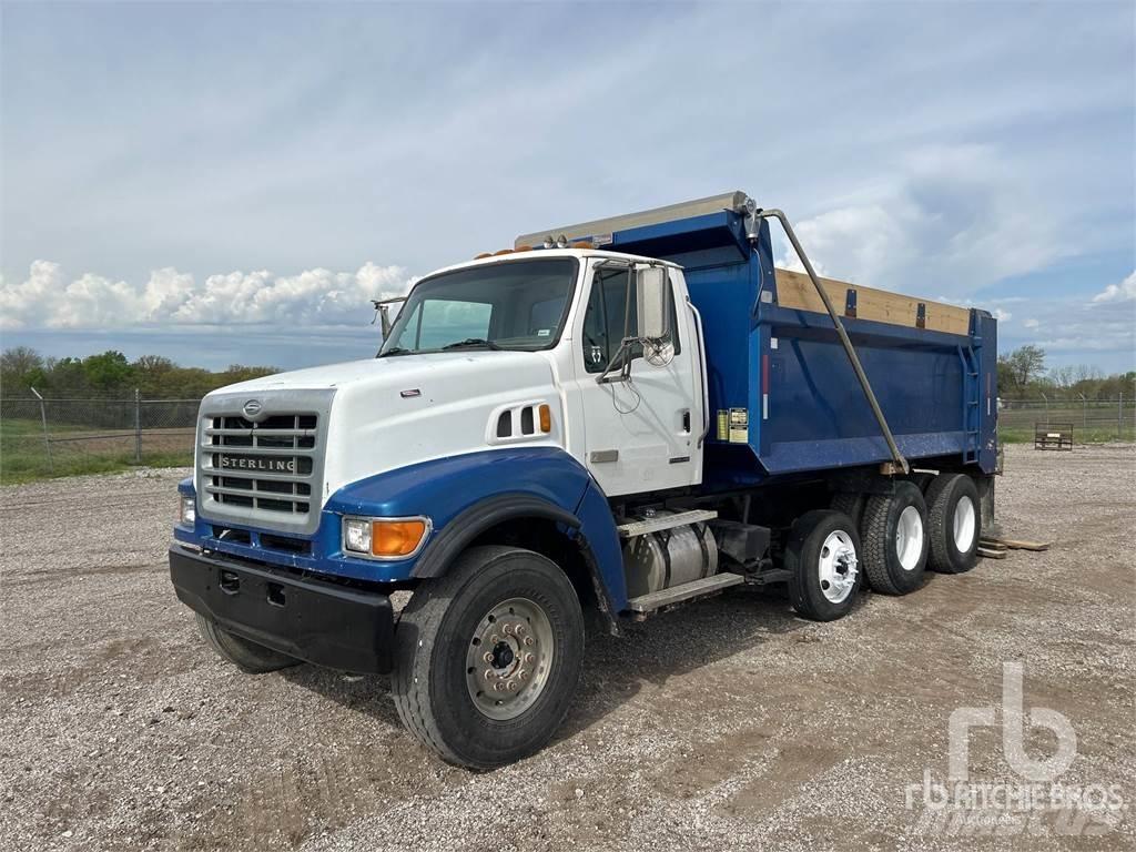 Sterling LT9500 덤프 트럭