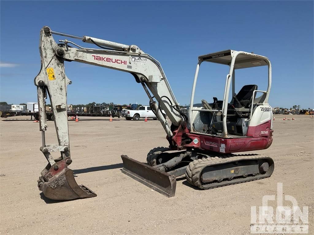 Takeuchi TB240 소형 굴삭기 7톤 미만