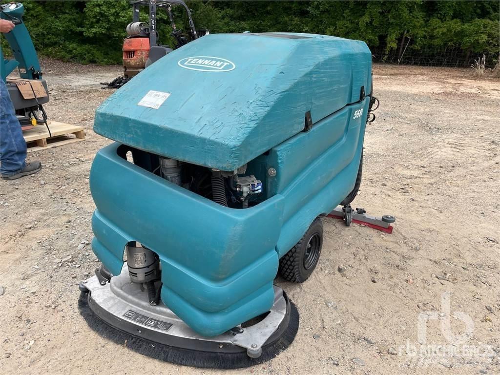 Tennant 5680 도로 청소차