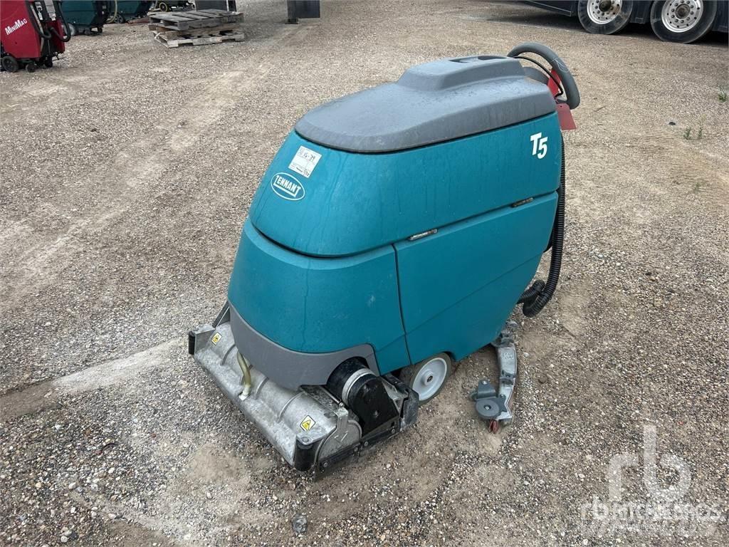Tennant T5 도로 청소차