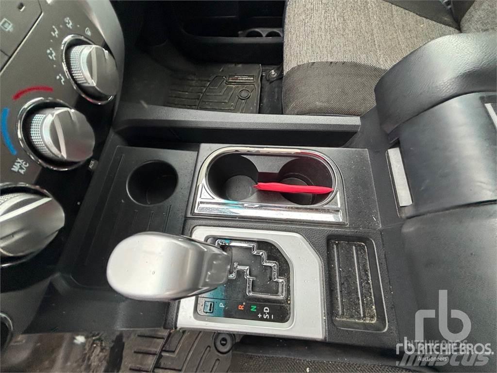 Toyota TUNDRA 픽업/드롭사이드