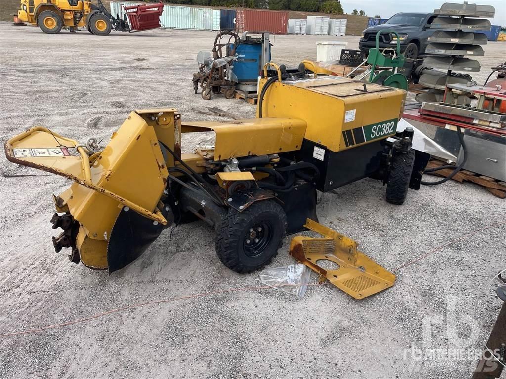 Vermeer SC382 스텀프 그라인더
