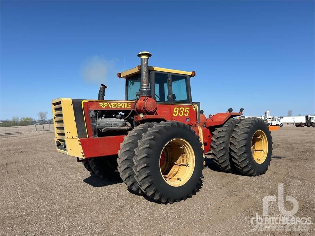 Versatile 935 트랙터