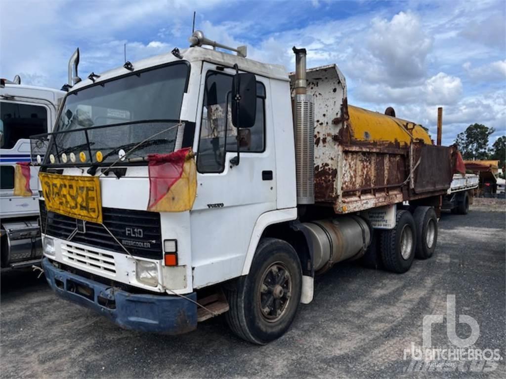 Volvo FL10 덤프 트럭