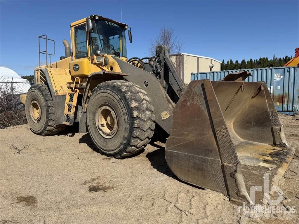 Volvo L220E  휠로우더