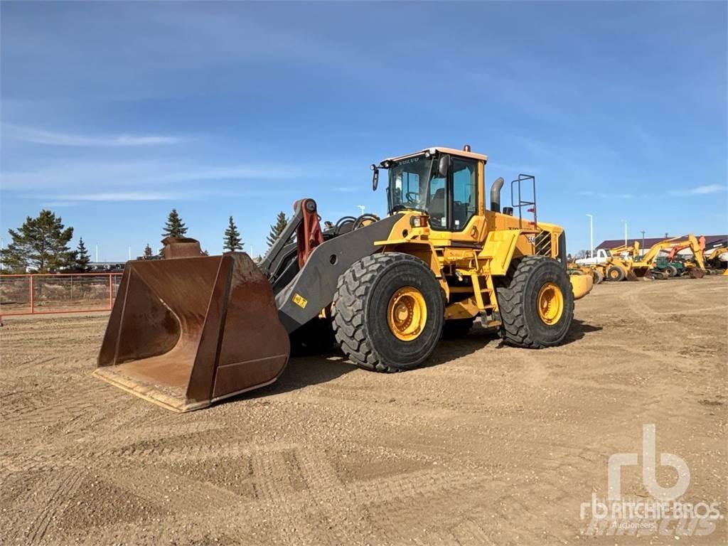 Volvo L220F  휠로우더
