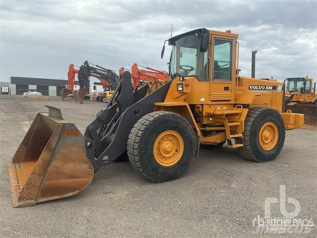 Volvo L90C  휠로우더