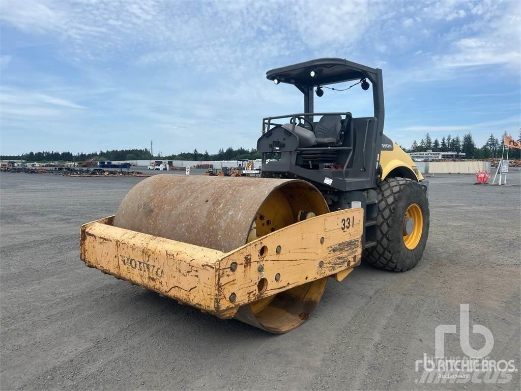 Volvo SD100D 토양 다짐기