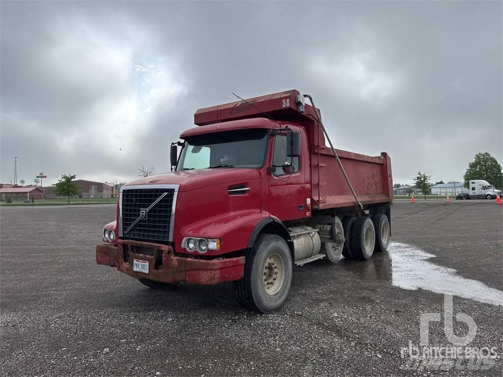 Volvo VHD 덤프 트럭