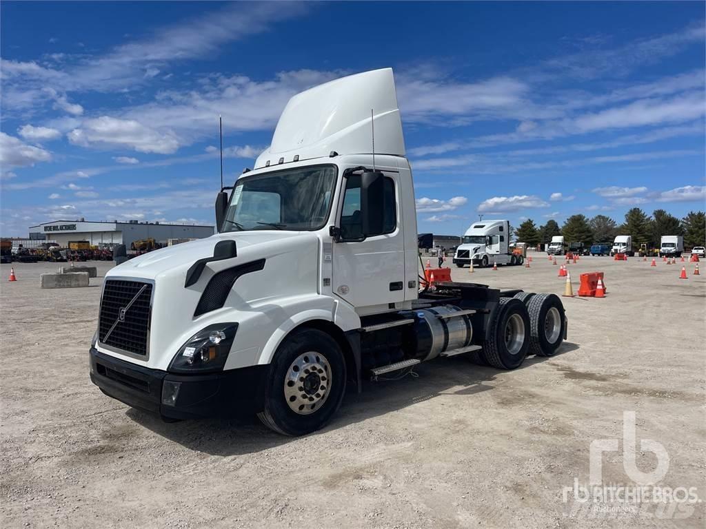 Volvo VNL 트랙터 유닛