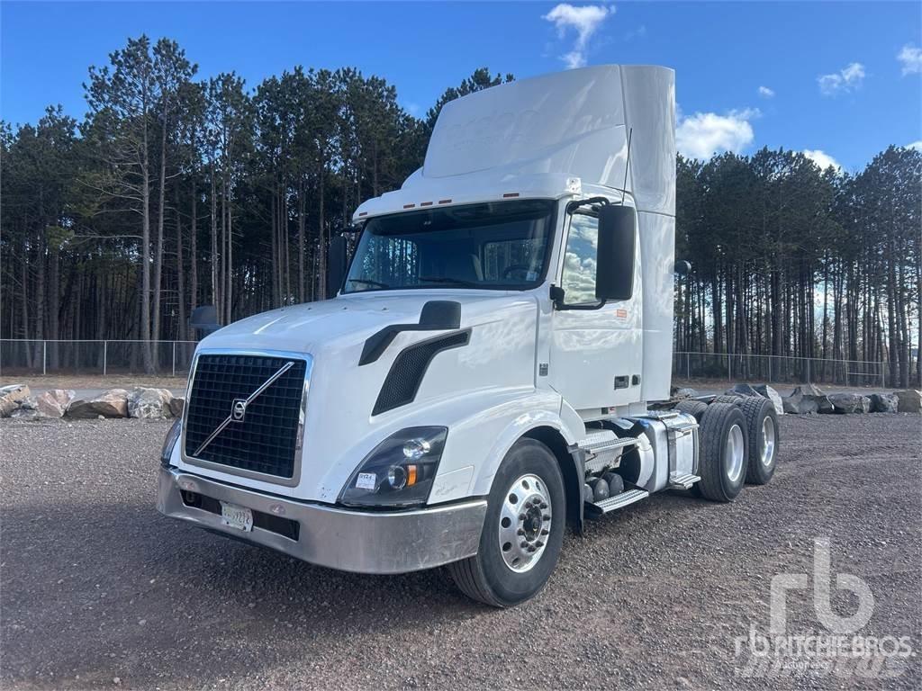 Volvo VNL 트랙터 유닛