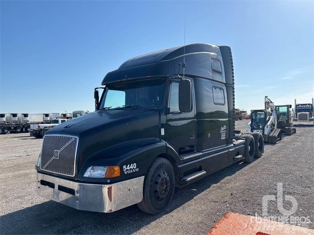 Volvo VNL 780 트랙터 유닛