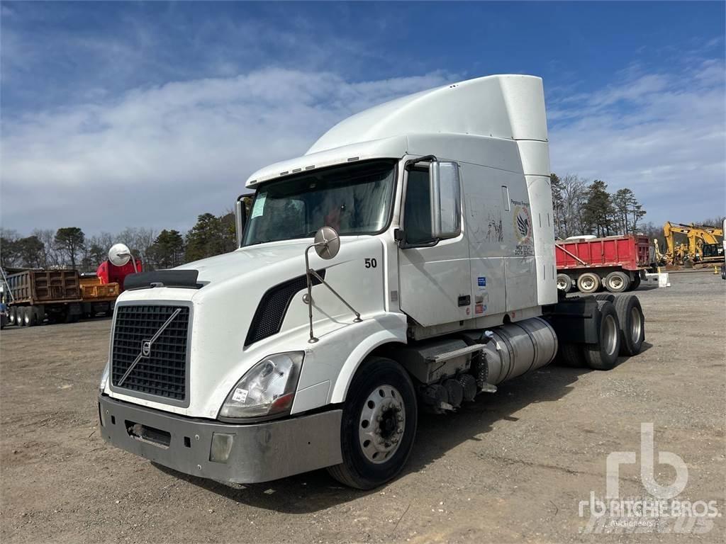 Volvo VNL630 트랙터 유닛