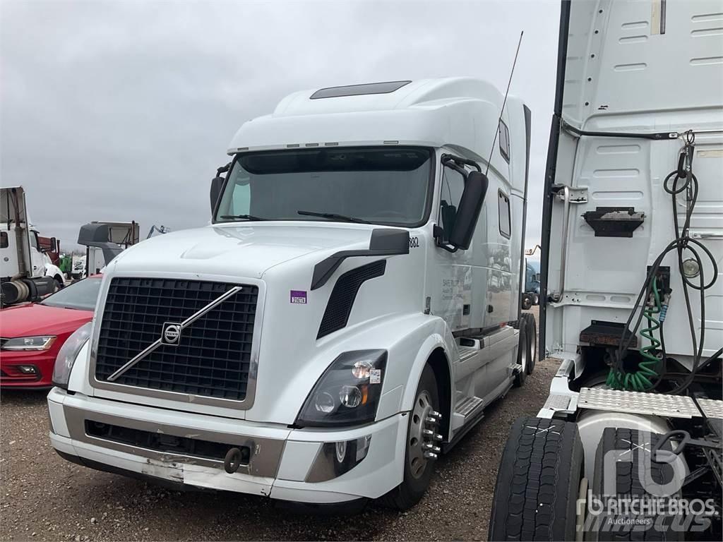 Volvo VNL670 트랙터 유닛