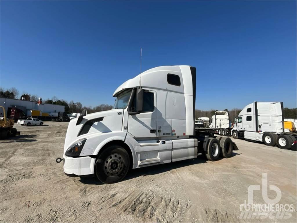 Volvo VNL670 트랙터 유닛