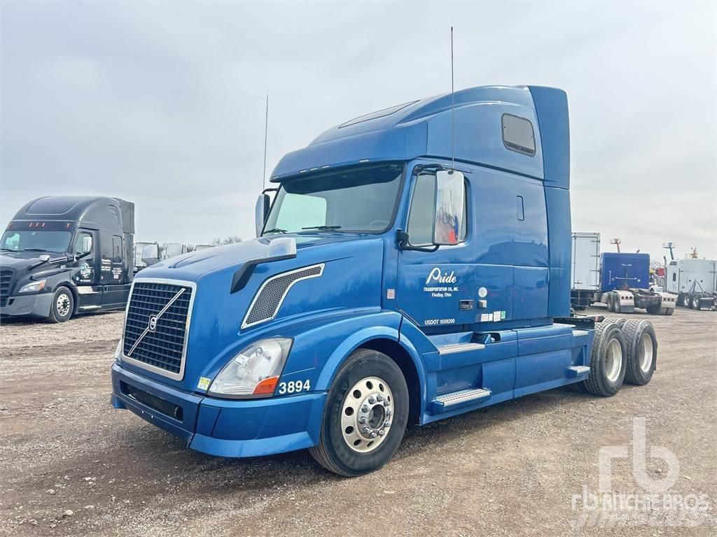 Volvo VNL670 트랙터 유닛