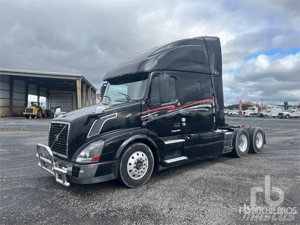 Volvo VNL670 트랙터 유닛