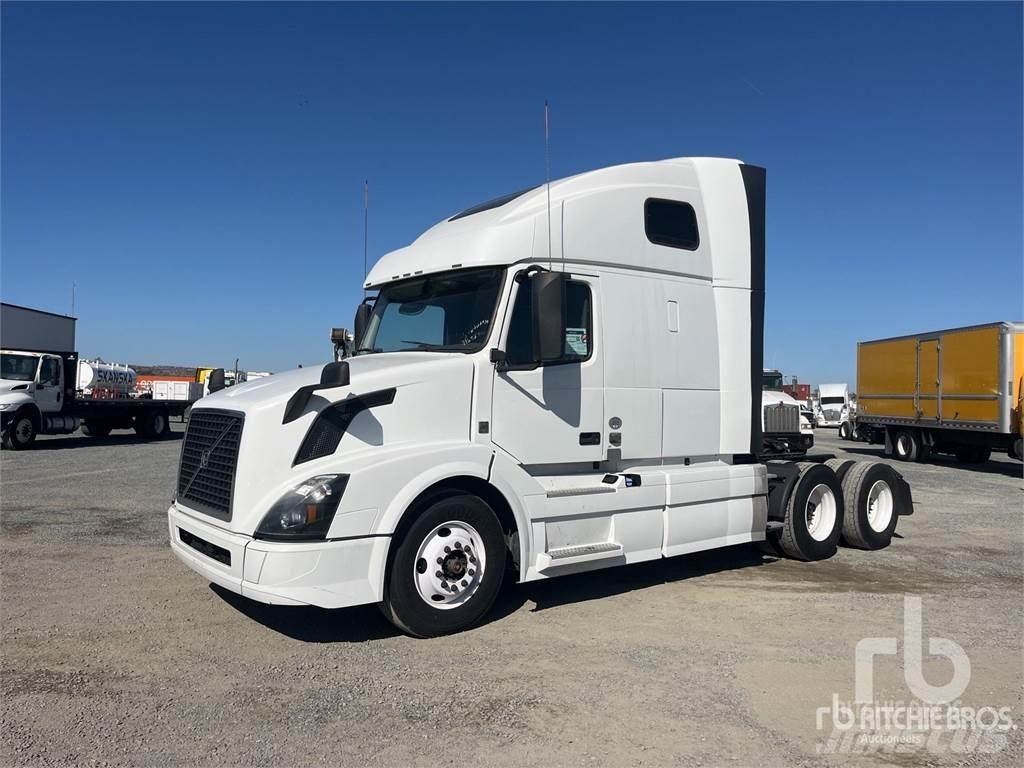Volvo VNL670 트랙터 유닛
