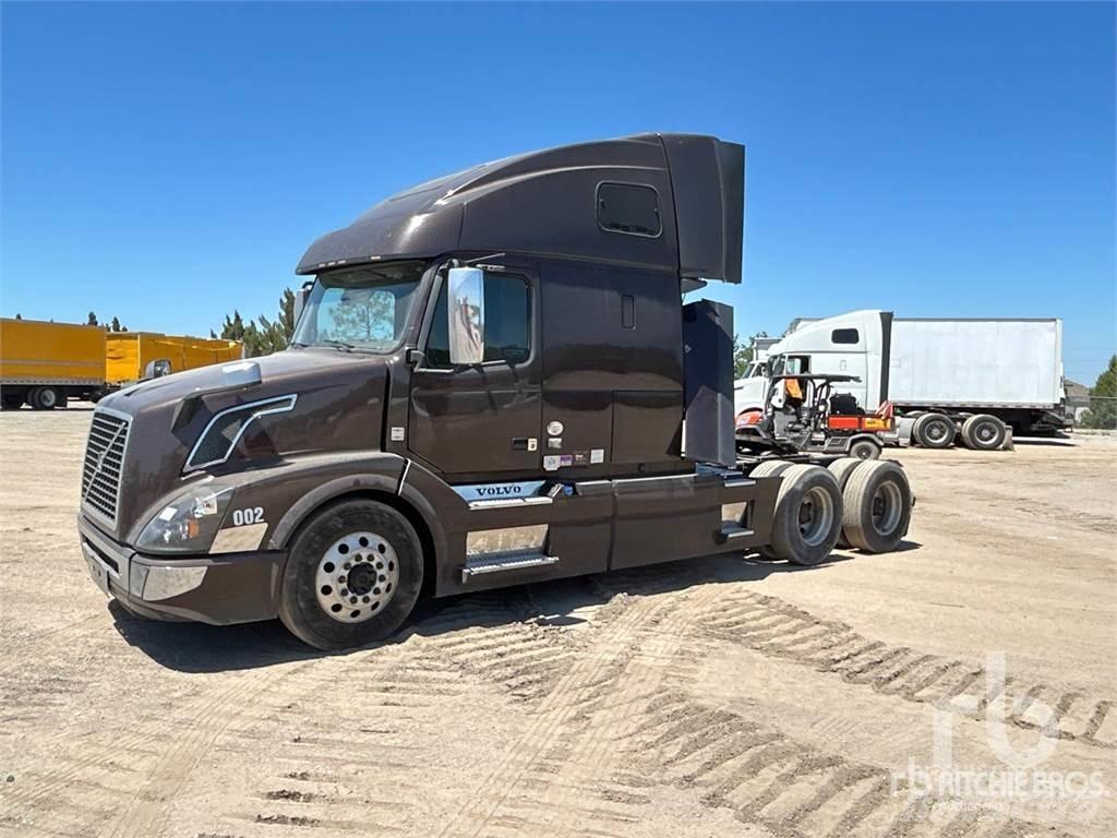Volvo VNL670 트랙터 유닛