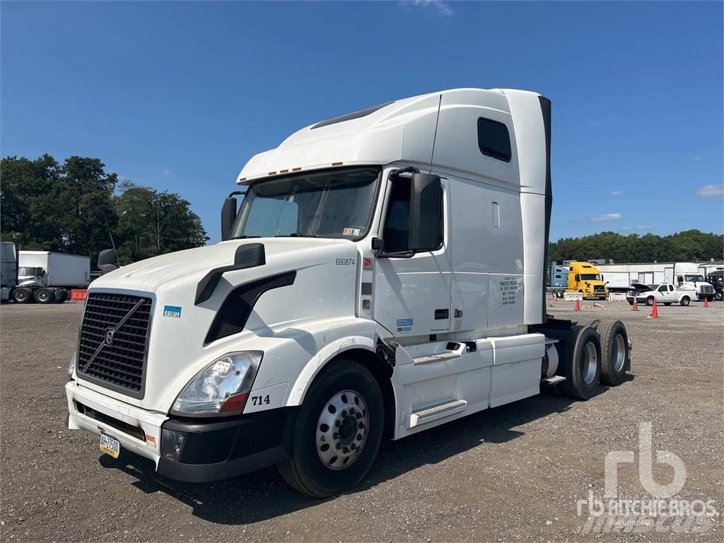 Volvo VNL670 트랙터 유닛
