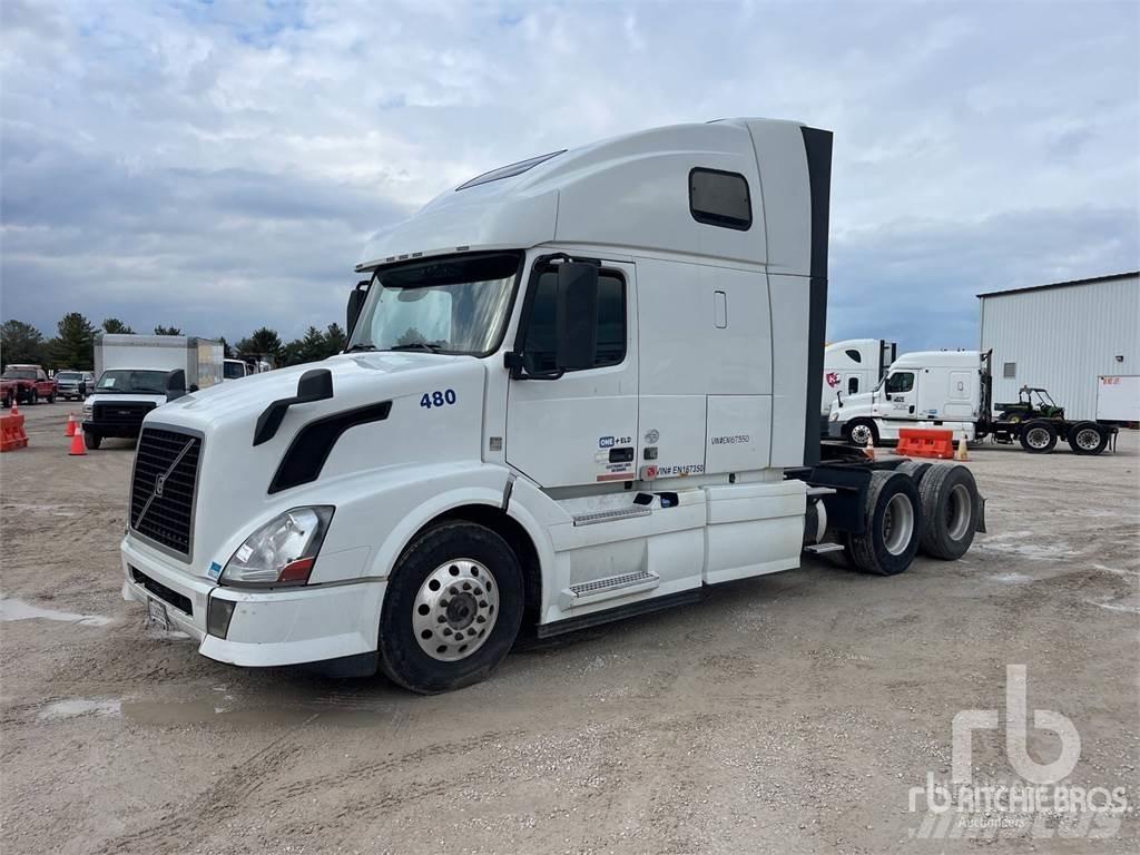 Volvo VNL670 트랙터 유닛