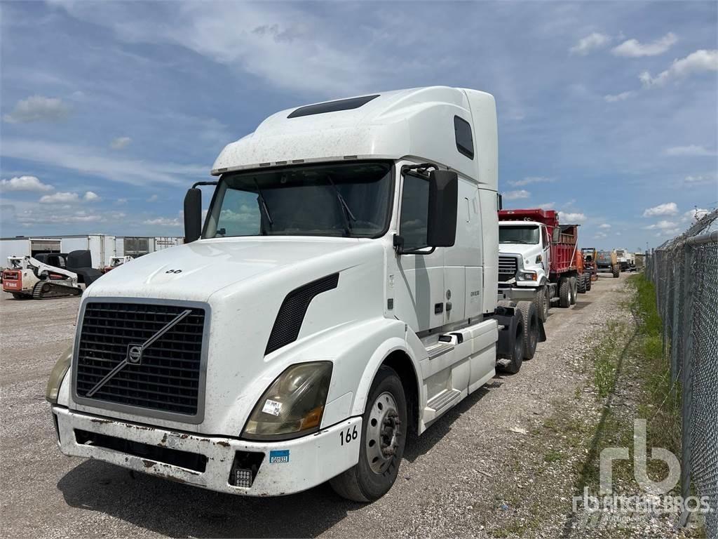 Volvo VNL670 트랙터 유닛