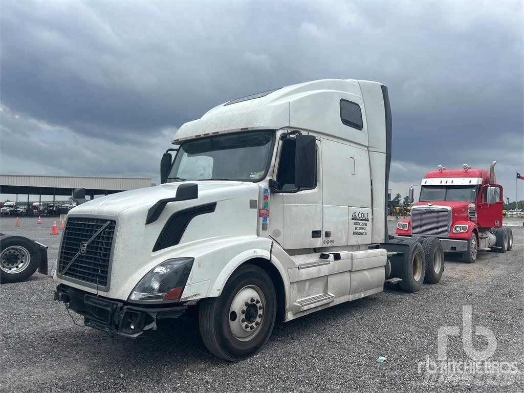 Volvo VNL670 트랙터 유닛