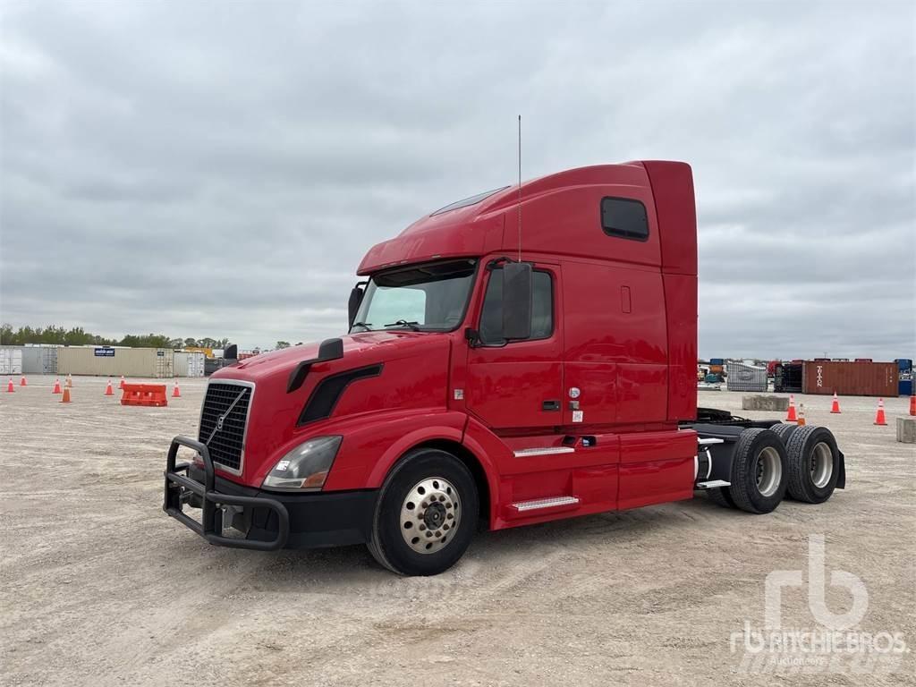 Volvo VNL670 트랙터 유닛