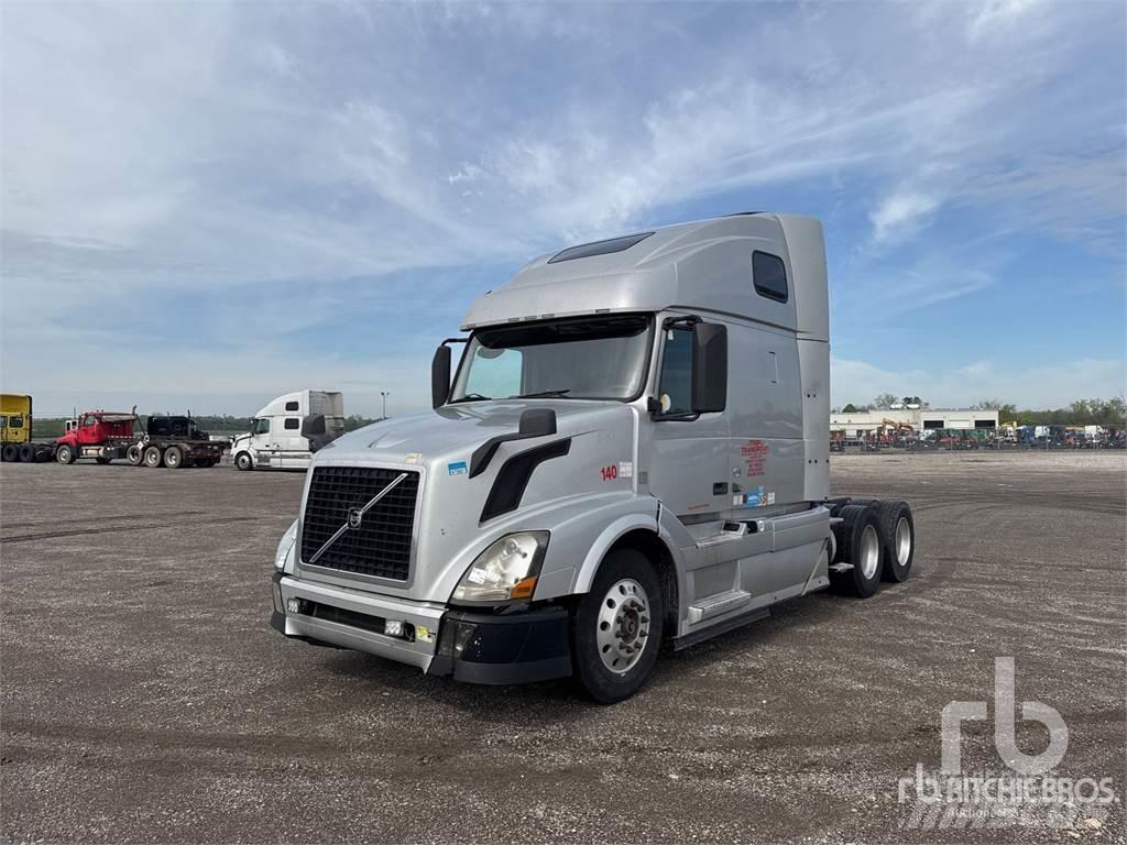 Volvo VNL670 트랙터 유닛