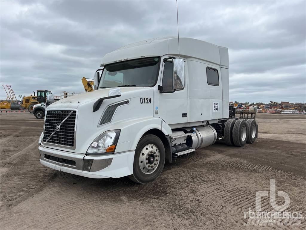 Volvo VNL730 트랙터 유닛