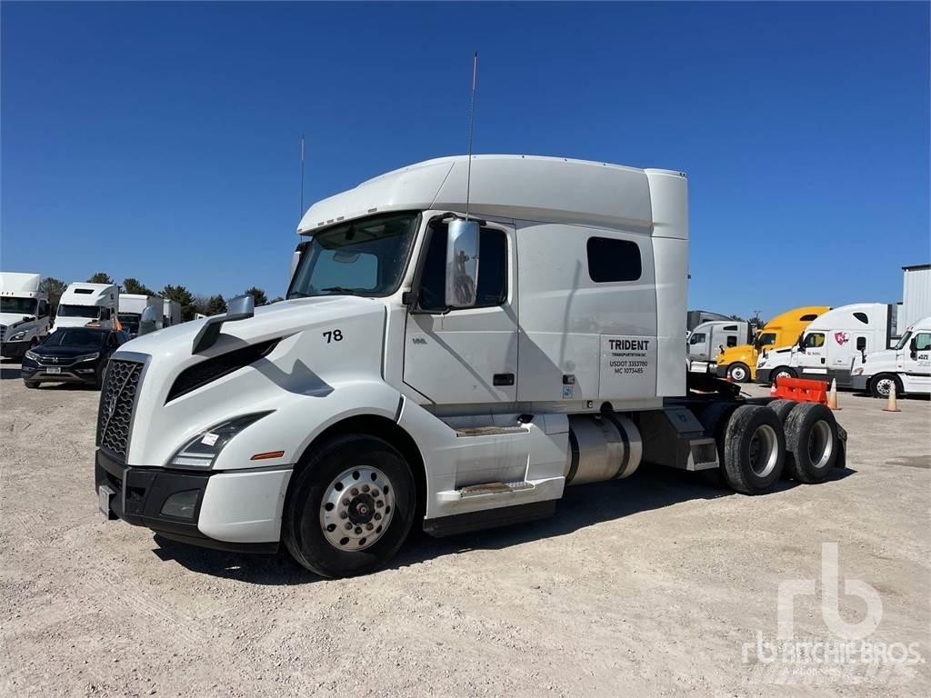 Volvo VNL740 트랙터 유닛