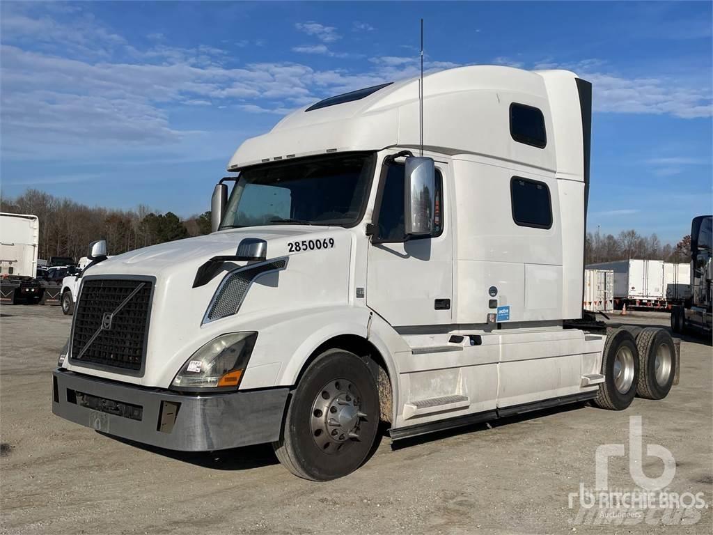 Volvo VNL780 트랙터 유닛