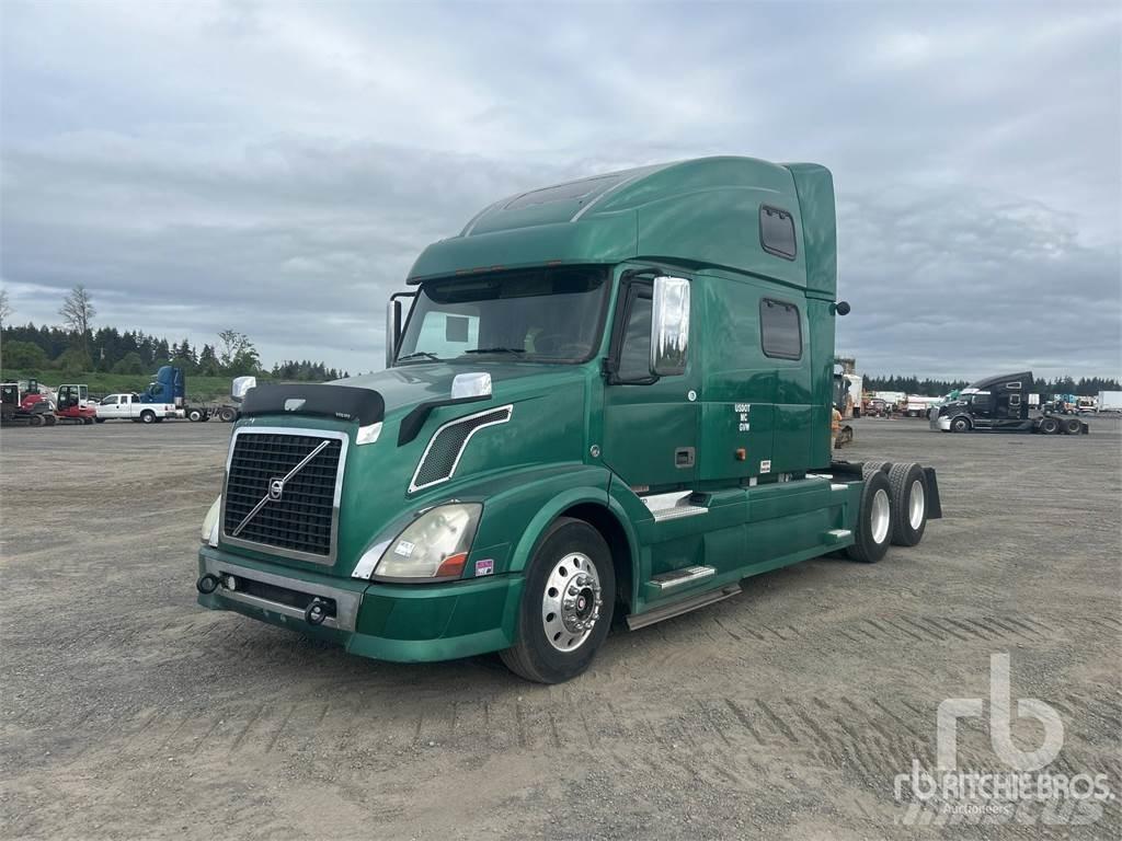 Volvo VNL780 트랙터 유닛
