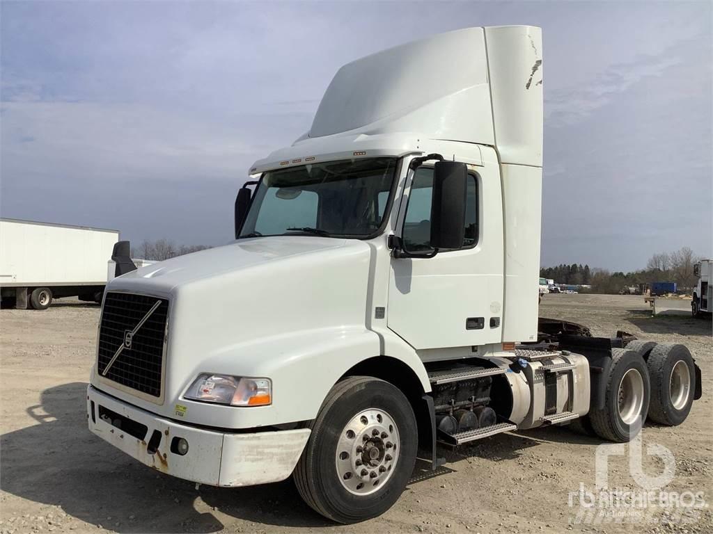 Volvo VNM 트랙터 유닛