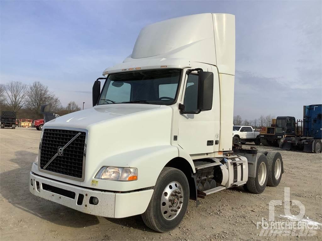 Volvo VNM 트랙터 유닛