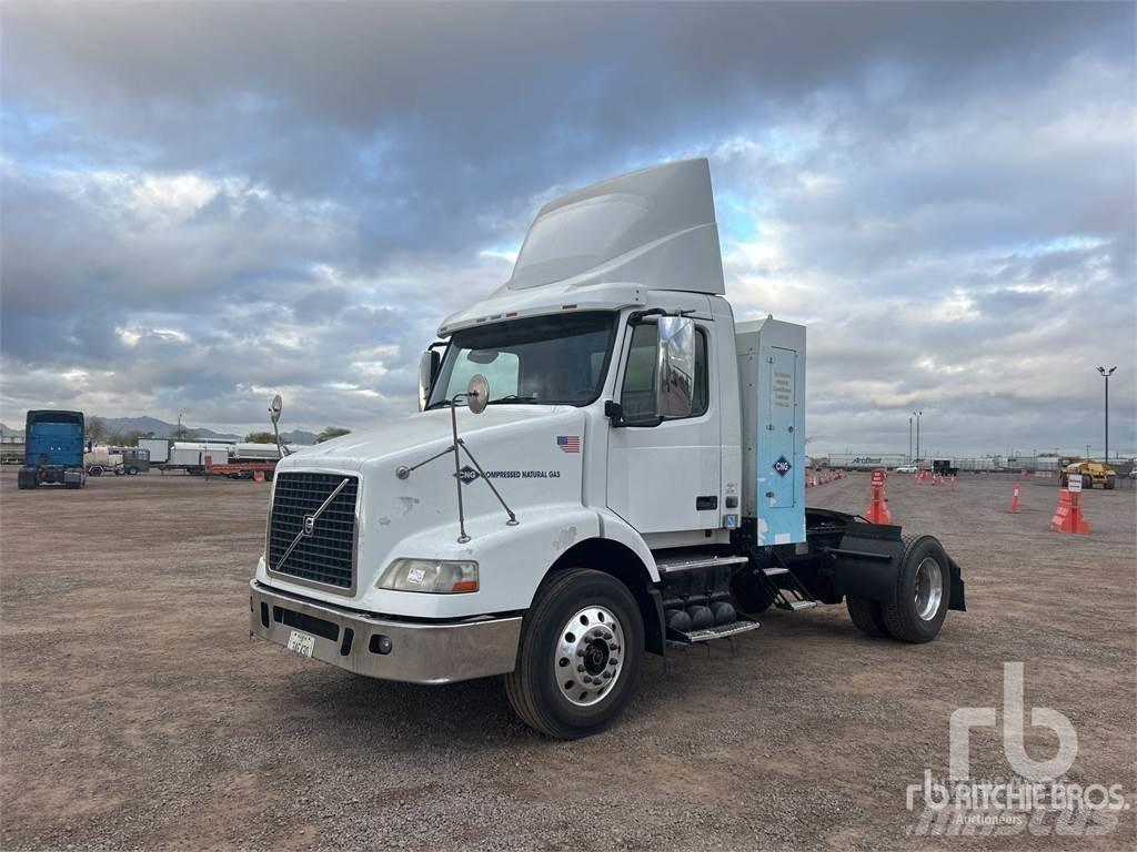 Volvo VNM 트랙터 유닛