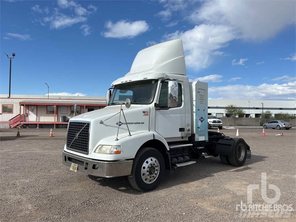 Volvo VNM 트랙터 유닛