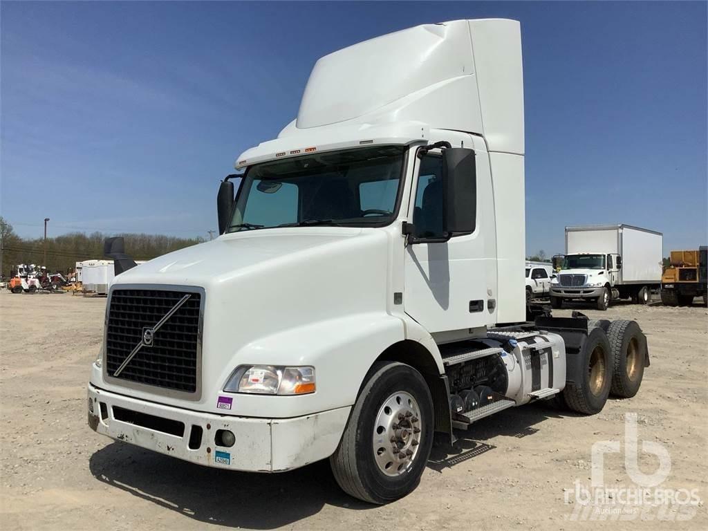 Volvo VNM 트랙터 유닛