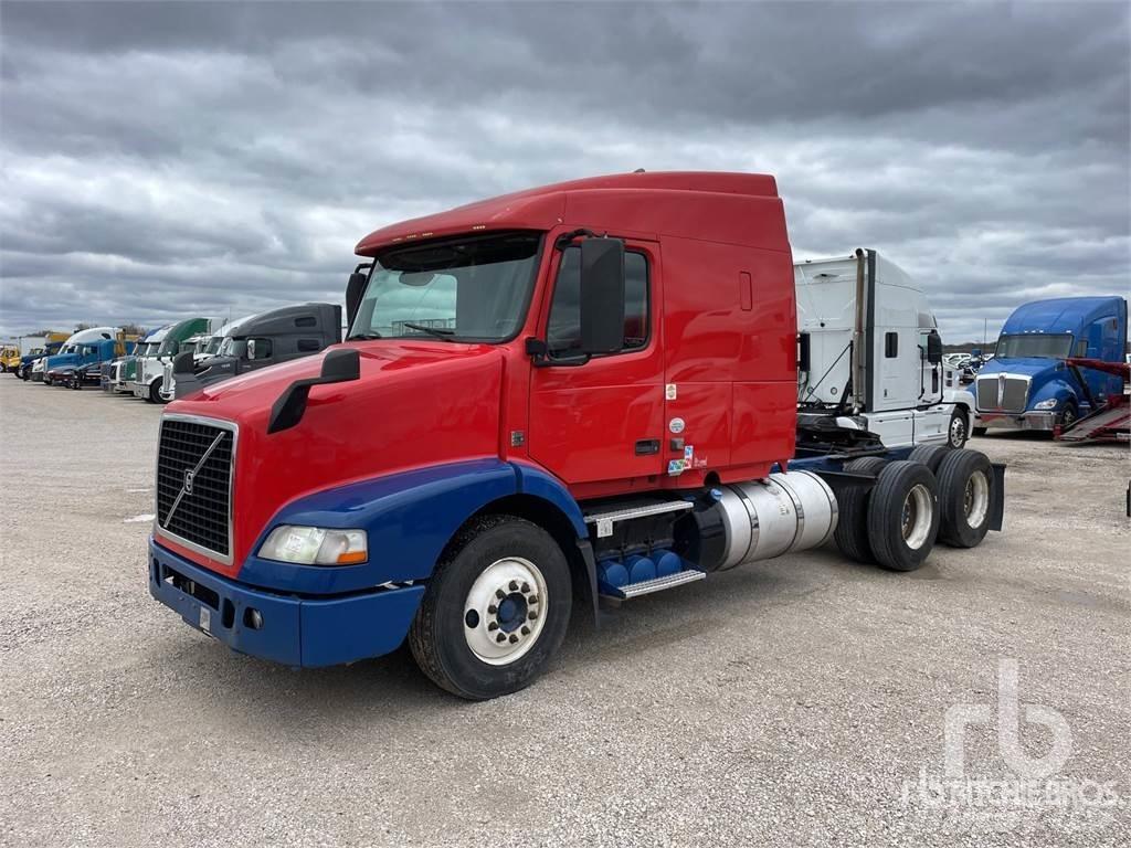 Volvo VNM 트랙터 유닛