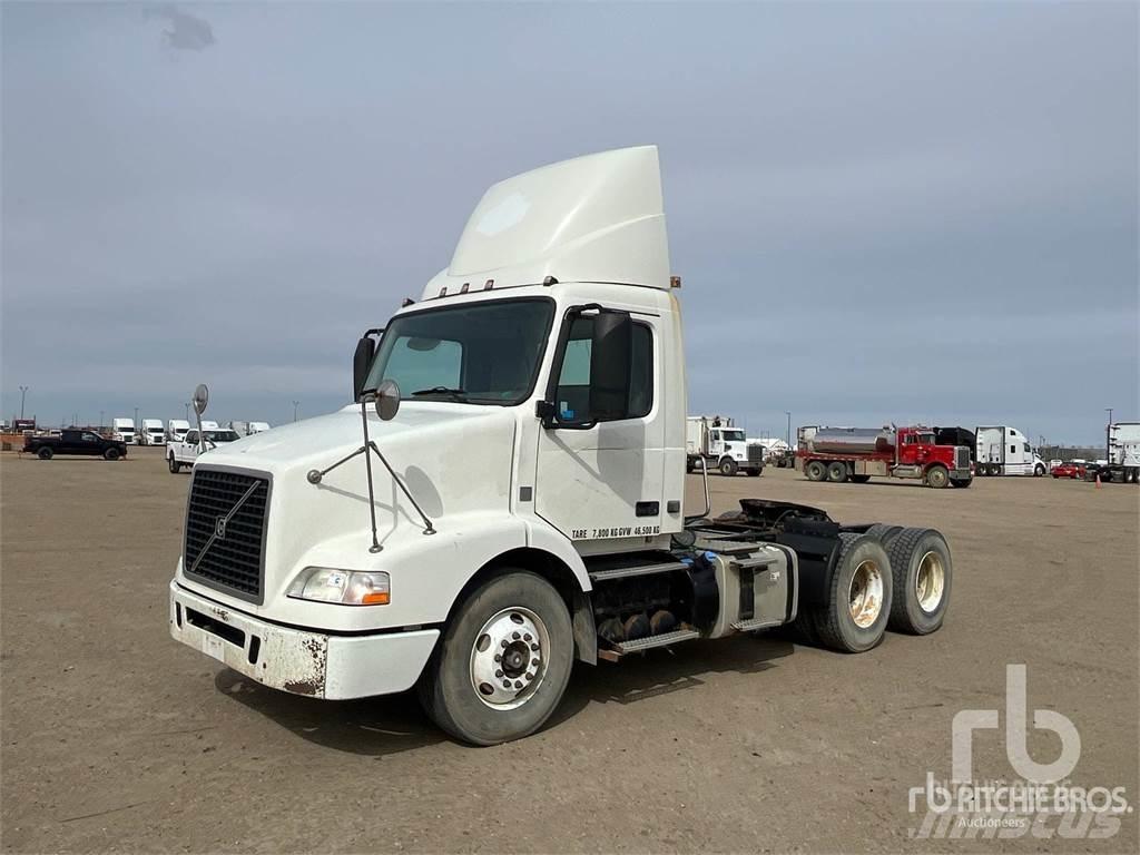 Volvo VNM 트랙터 유닛