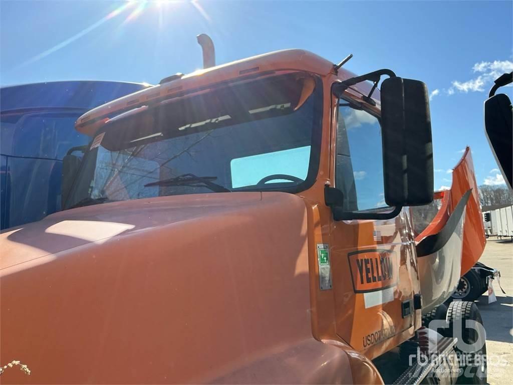 Volvo VNM 트랙터 유닛