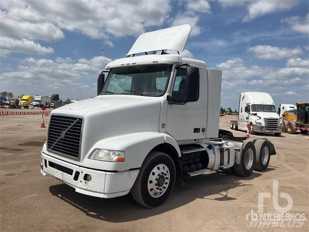 Volvo VNM200 트랙터 유닛