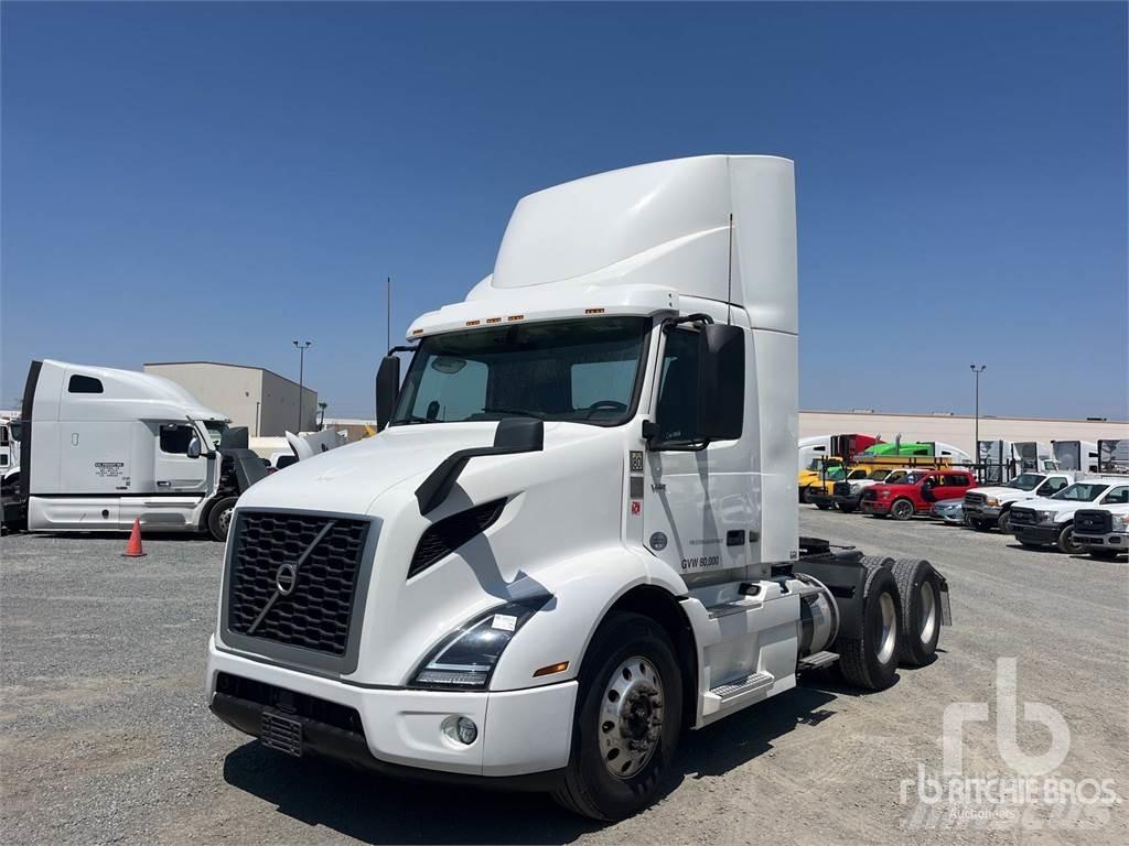 Volvo VNR300 트랙터 유닛
