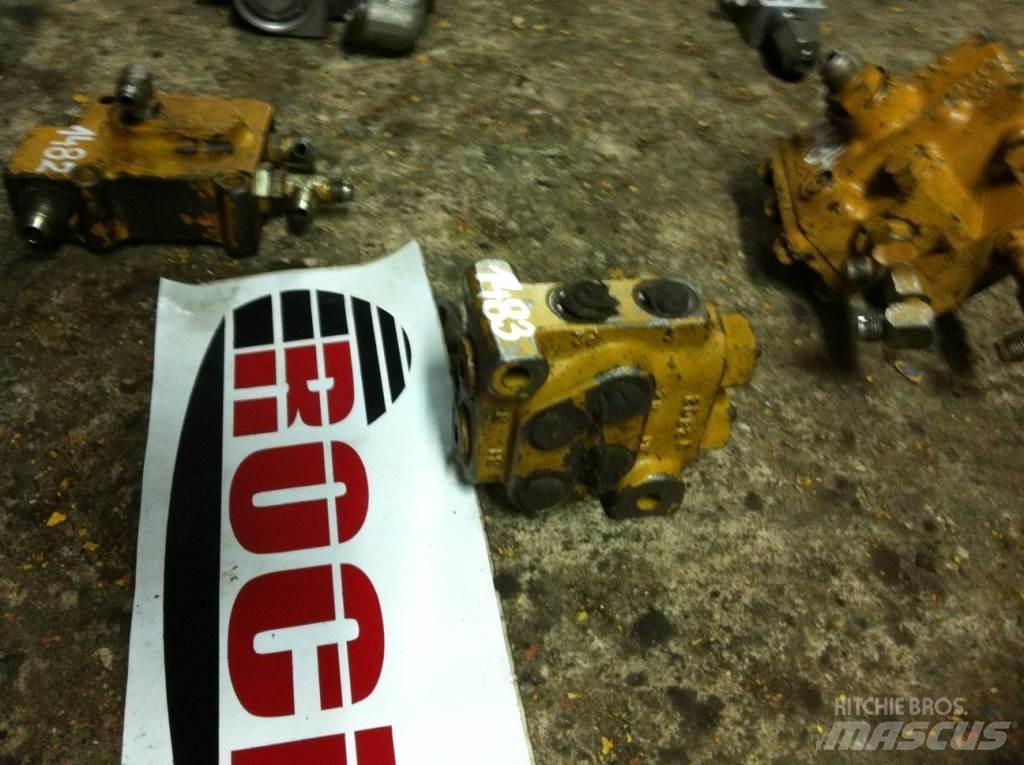 CAT VBCT-108A 유압식 기계