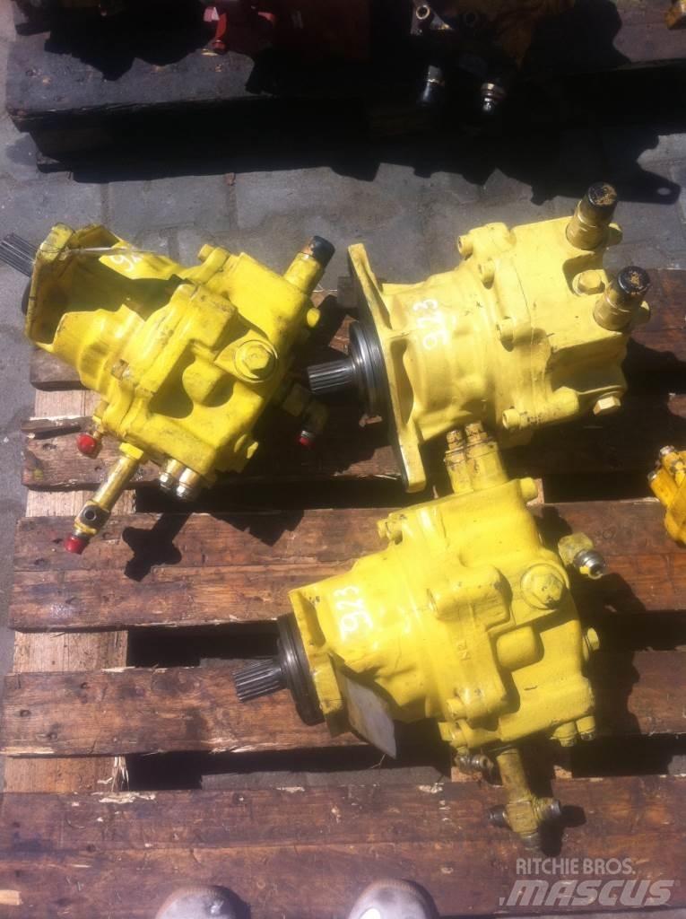 Komatsu E2156297 엔진
