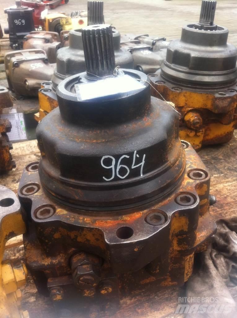 Komatsu MB90 엔진