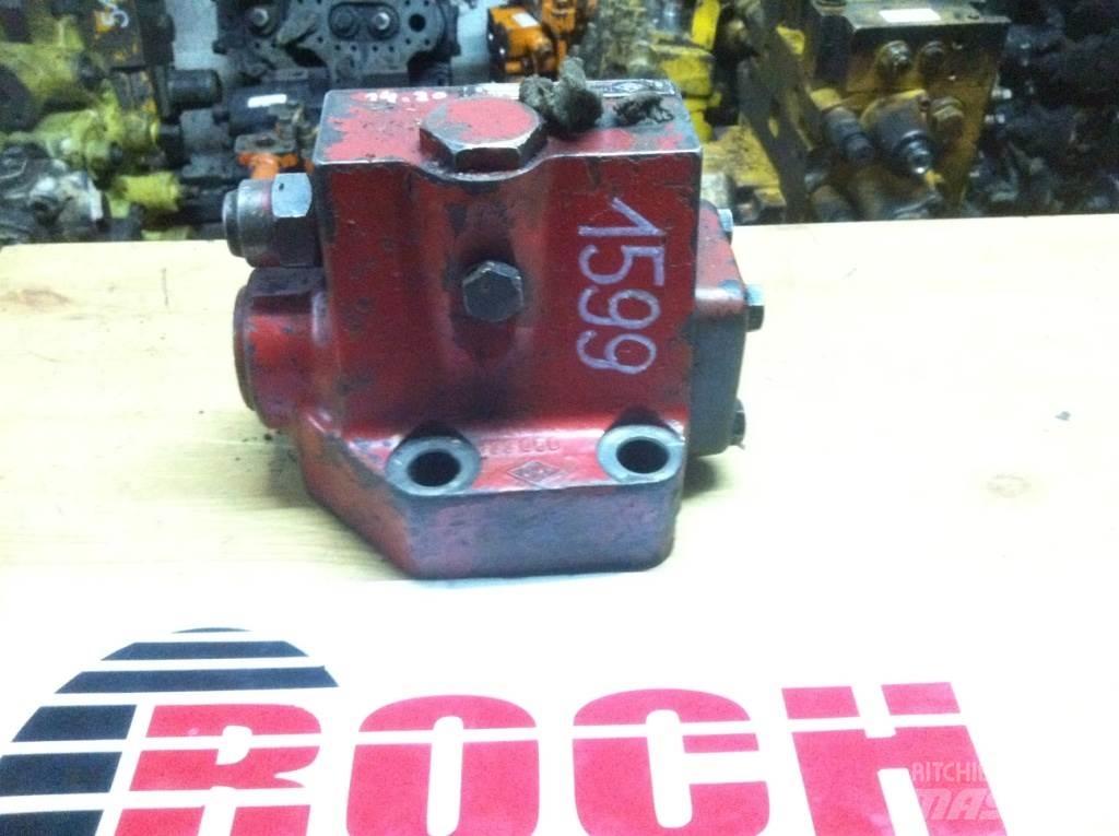 O&K 526851 133058 유압식 기계