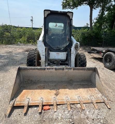 Bobcat S650  스키드로더